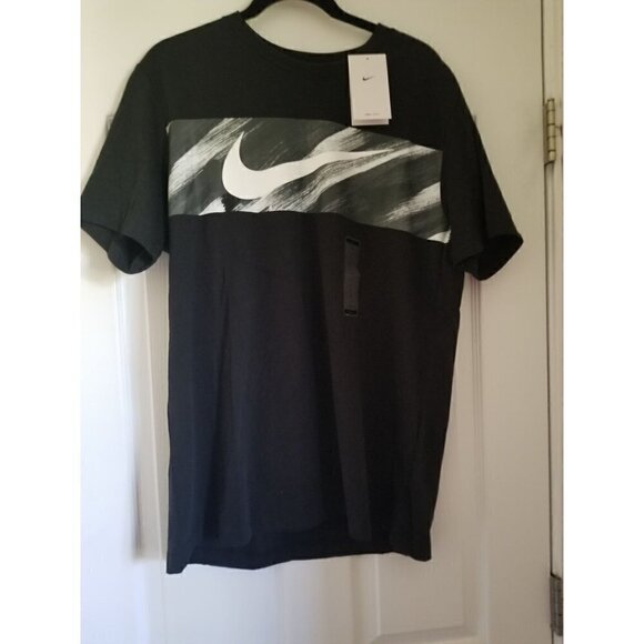 Nike dri-Fit T shirt logo graphic sz: large color: black/White/Silver - Picture 3 of 12
